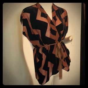 Dolan - Wrap blouse with velvet chevron detail
